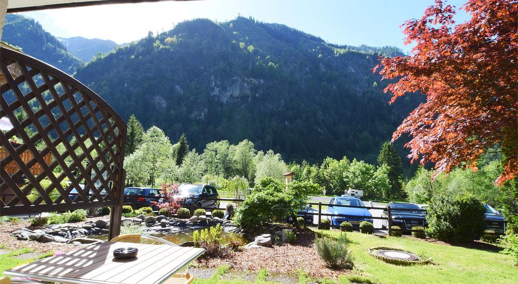 Hotel Kuenstleralm Kaprun Exterior photo