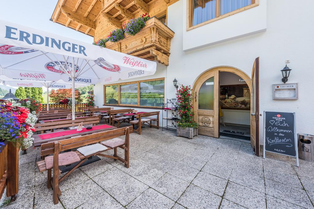 Hotel Kuenstleralm Kaprun Exterior photo